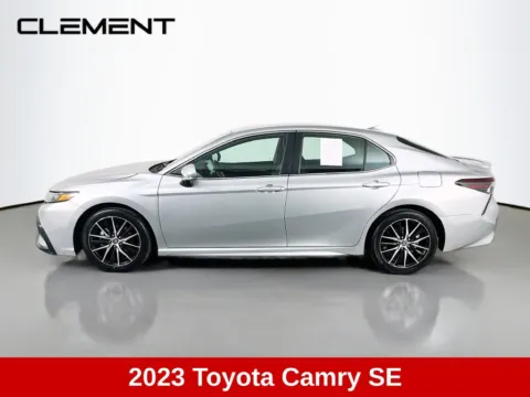 More photos of 2023 Toyota Camry SE at Clement Supercenter, MO
