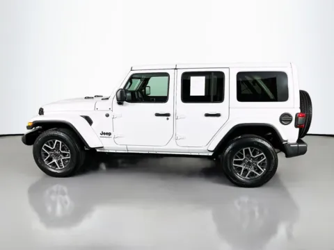 More photos of 2025 Jeep Wrangler Sahara at Clement Supercenter, MO