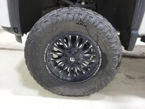 More photos of 2026 GMC Sierra 2500HD AT4 at Clement Supercenter, MO