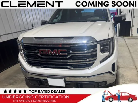 White 2022 GMC Sierra 1500 SLT for sale in St. Charles, MO