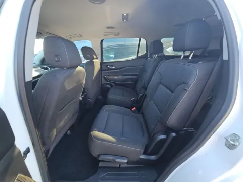 More photos of 2022 GMC Acadia SLE at Clement Supercenter, MO