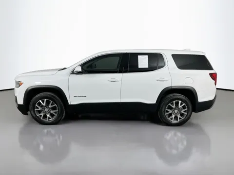 More photos of 2022 GMC Acadia SLE at Clement Supercenter, MO