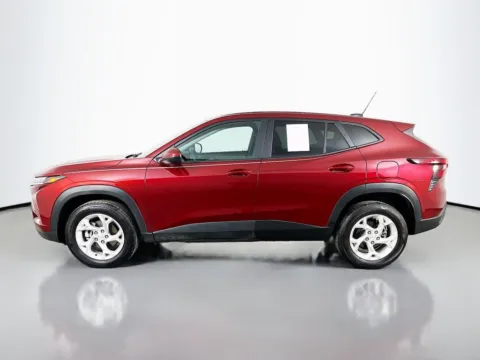 More photos of 2025 Chevrolet Trax LS at Clement Supercenter, MO