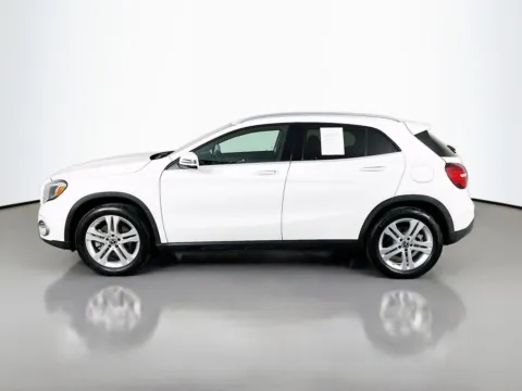 More photos of 2020 Mercedes-Benz GLA 250 at Clement Supercenter, MO