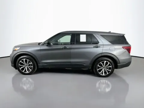 More photos of 2022 Ford Explorer ST-Line at Clement Supercenter, MO