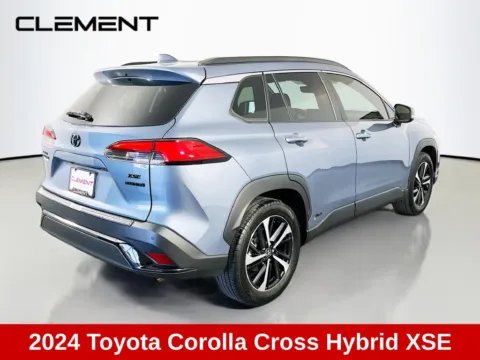 More photos of 2024 Toyota Corolla Cross Hybrid XSE at Clement Supercenter, MO