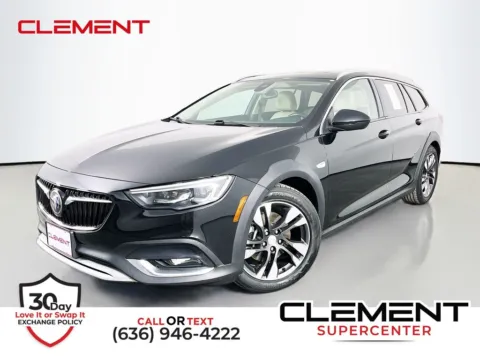 Black 2018 Buick Regal TourX Essence for sale in St. Charles, MO