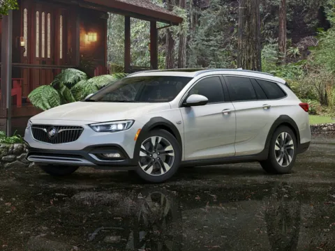 Black 2018 Buick Regal TourX Essence for sale in St. Charles, MO