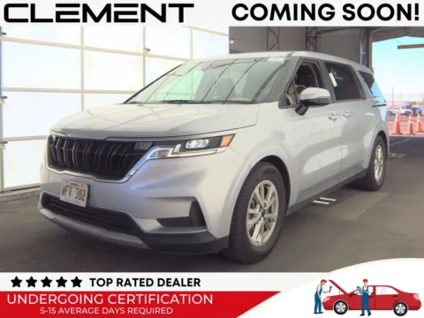 Silver 2022 Kia Carnival LXS for sale in St. Charles, MO