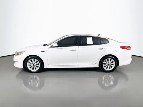 More photos of 2016 Kia Optima EX at Clement Supercenter, MO