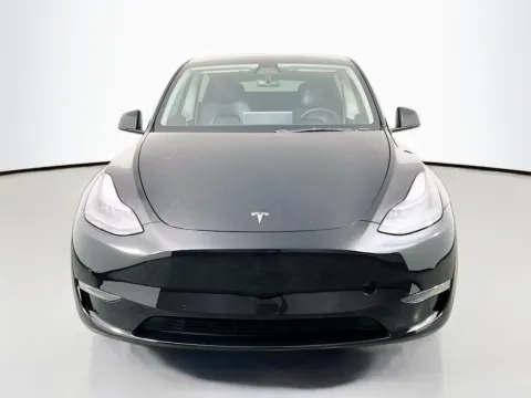 Photos of 2022 Tesla Model Y Performance for sale in St. Charles, MO at Clement Supercenter
