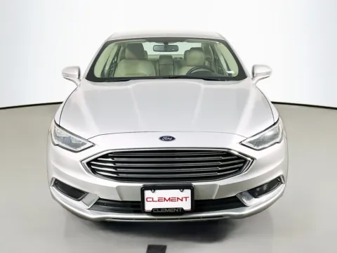 Photos of 2018 Ford Fusion SE for sale in St. Charles, MO at Clement Supercenter
