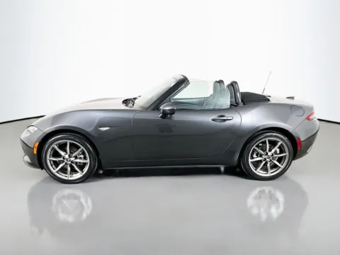 More photos of 2022 Mazda MX-5 Miata Grand Touring at Clement Supercenter, MO