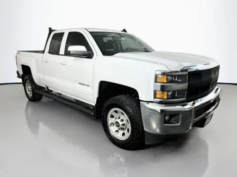 More photos of 2019 Chevrolet Silverado 2500HD LT at Clement Supercenter, MO