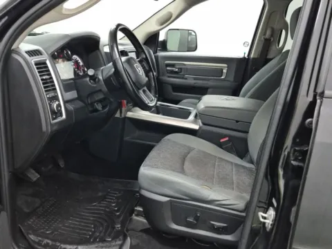 More photos of 2019 Ram 1500 Classic Warlock at Clement Supercenter, MO