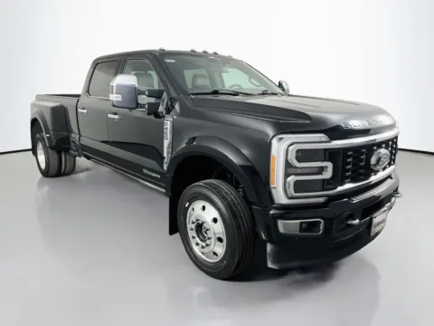 More photos of 2023 Ford F-450SD Platinum at Clement Supercenter, MO