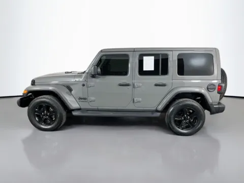 More photos of 2021 Jeep Wrangler Unlimited Sahara Altitude at Clement Supercenter, MO