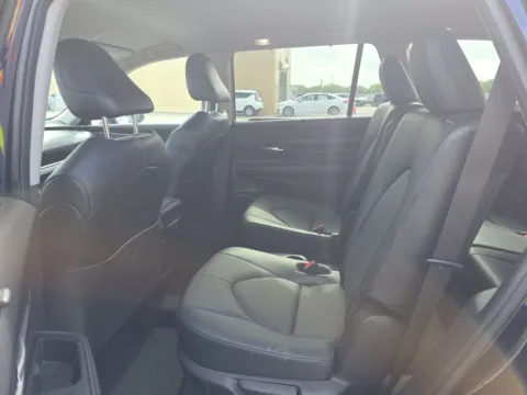 More photos of 2024 Toyota Grand Highlander XLE at Clement Supercenter, MO