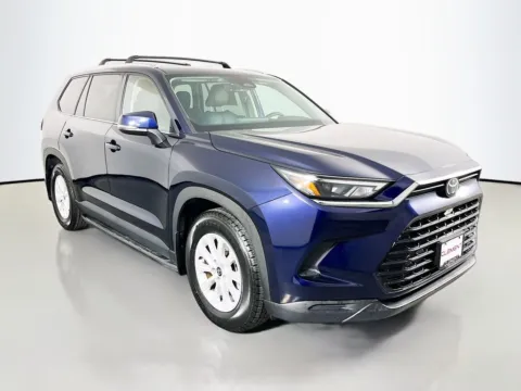 More photos of 2024 Toyota Grand Highlander XLE at Clement Supercenter, MO