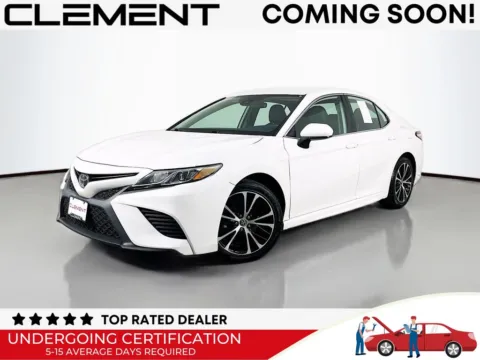 White 2020 Toyota Camry SE for sale in St. Charles, MO