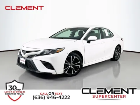 White 2020 Toyota Camry SE for sale in St. Charles, MO