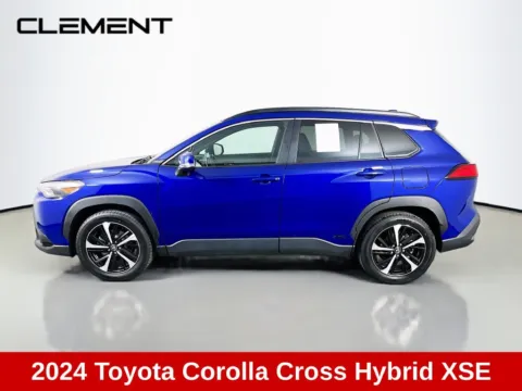 More photos of 2024 Toyota Corolla Cross Hybrid XSE at Clement Supercenter, MO