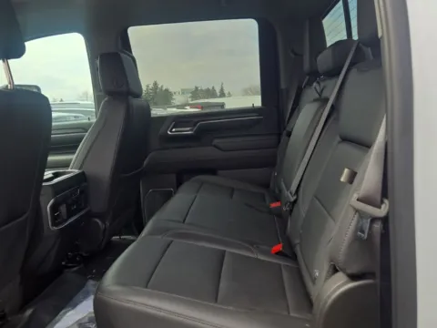 More photos of 2024 GMC Sierra 2500HD SLT at Clement Supercenter, MO