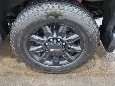 More photos of 2024 GMC Sierra 2500HD AT4 at Clement Supercenter, MO