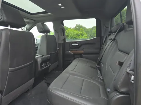 More photos of 2021 Chevrolet Silverado 1500 RST at Clement Supercenter, MO