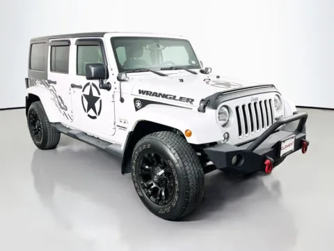 More photos of 2017 Jeep Wrangler Unlimited Sahara at Clement Supercenter, MO