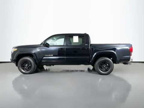 More photos of 2022 Toyota Tacoma SR5 at Clement Supercenter, MO