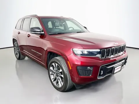 More photos of 2025 Jeep Grand Cherokee Overland at Clement Supercenter, MO