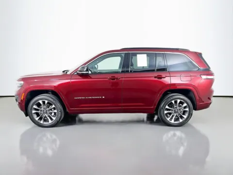 More photos of 2025 Jeep Grand Cherokee Overland at Clement Supercenter, MO