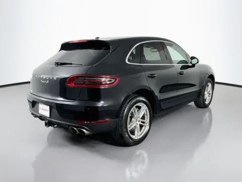 More photos of 2017 Porsche Macan S at Clement Supercenter, MO