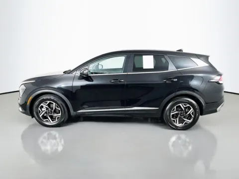 More photos of 2024 Kia Sportage LX at Clement Supercenter, MO