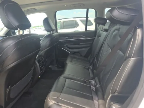 More photos of 2022 Jeep Grand Cherokee 4xe at Clement Supercenter, MO