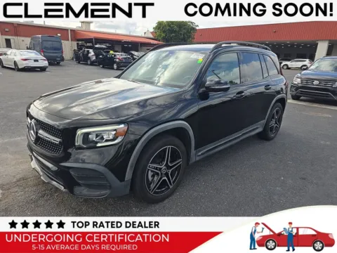 Black 2022 Mercedes-Benz GLB 250 for sale in St. Charles, MO