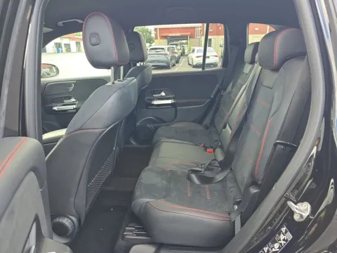 More photos of 2022 Mercedes-Benz GLB 250 at Clement Supercenter, MO