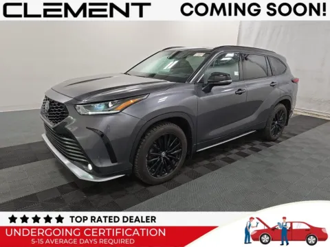 Blue 2024 Toyota Highlander XSE for sale in St. Charles, MO