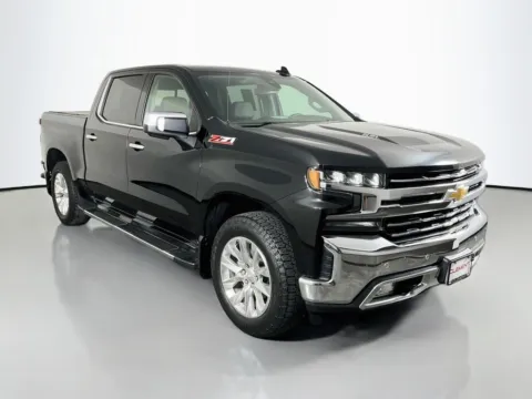 Another view of 2019 Chevrolet Silverado 1500 LTZ for sale in St. Charles, MO at Clement Supercenter