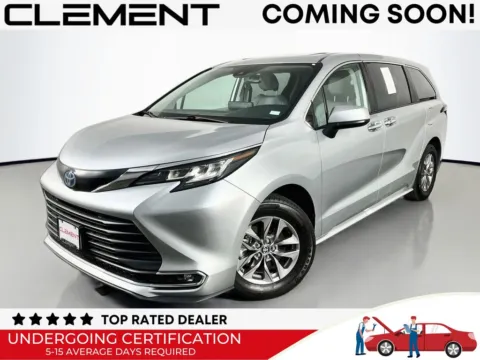 Silver 2023 Toyota Sienna XLE for sale in St. Charles, MO