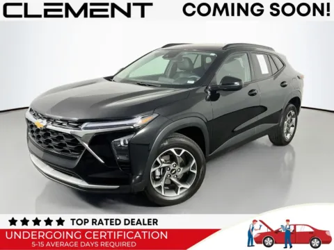 Black 2025 Chevrolet Trax LT for sale in St. Charles, MO