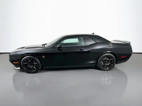 More photos of 2016 Dodge Challenger R/T Scat Pack at Clement Supercenter, MO