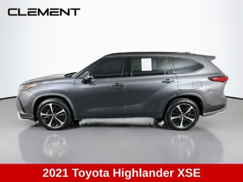 More photos of 2021 Toyota Highlander XSE at Clement Supercenter, MO