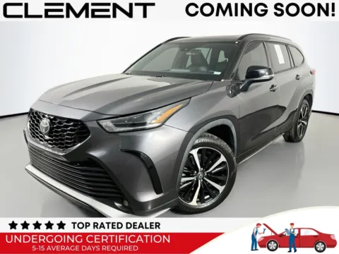 Gray 2021 Toyota Highlander XSE for sale in St. Charles, MO