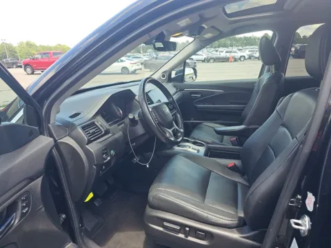 Another view of 2021 Honda Pilot EX-L for sale in St. Charles, MO at Clement Supercenter