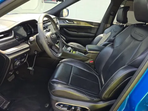 Another view of 2022 Jeep Grand Cherokee Overland 4xe for sale in St. Charles, MO at Clement Supercenter