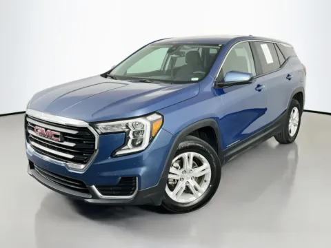 Blue 2024 GMC Terrain SLE for sale in St. Charles, MO