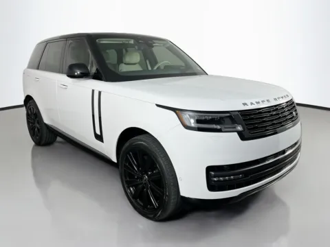 Another view of 2025 Land Rover Range Rover Plug-In Hybrid Autobiography for sale in St. Charles, MO at Clement Supercenter