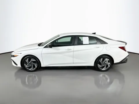 More photos of 2025 Hyundai Elantra SEL Sport at Clement Supercenter, MO